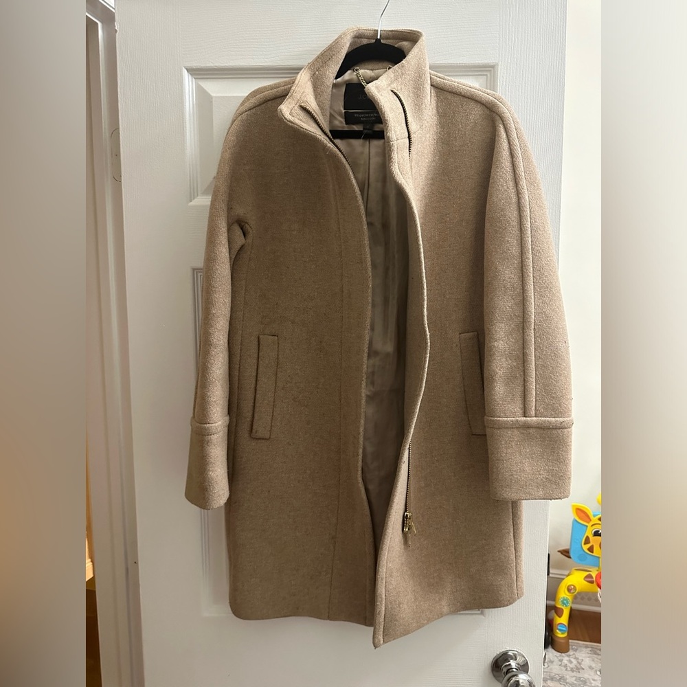 JCrew women’s coat. Great condition size 2